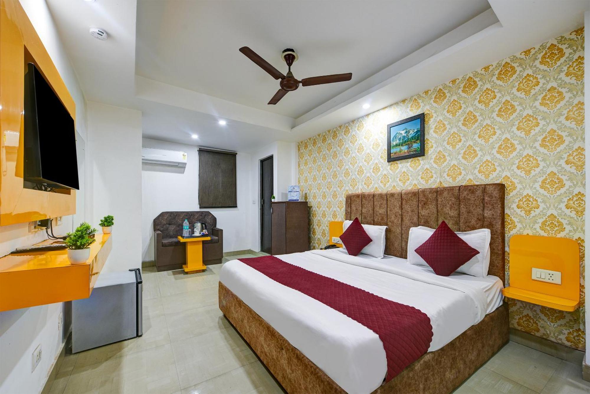 Hotel Kelvish Free Airport Pickup New Delhi Exterior foto
